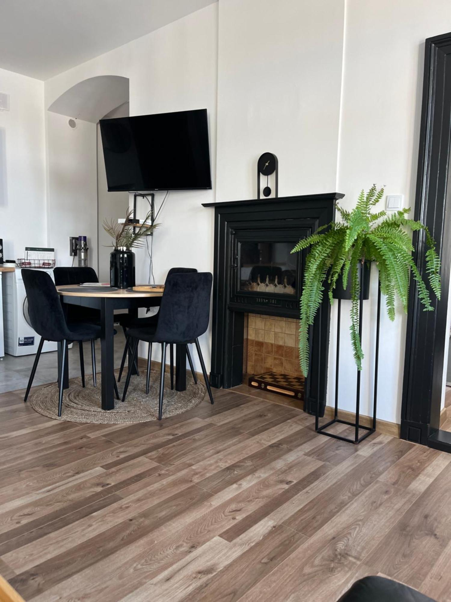Apartamenty Luczkowskiego Z Widokiem Na Studnie 2 Chelm Ngoại thất bức ảnh