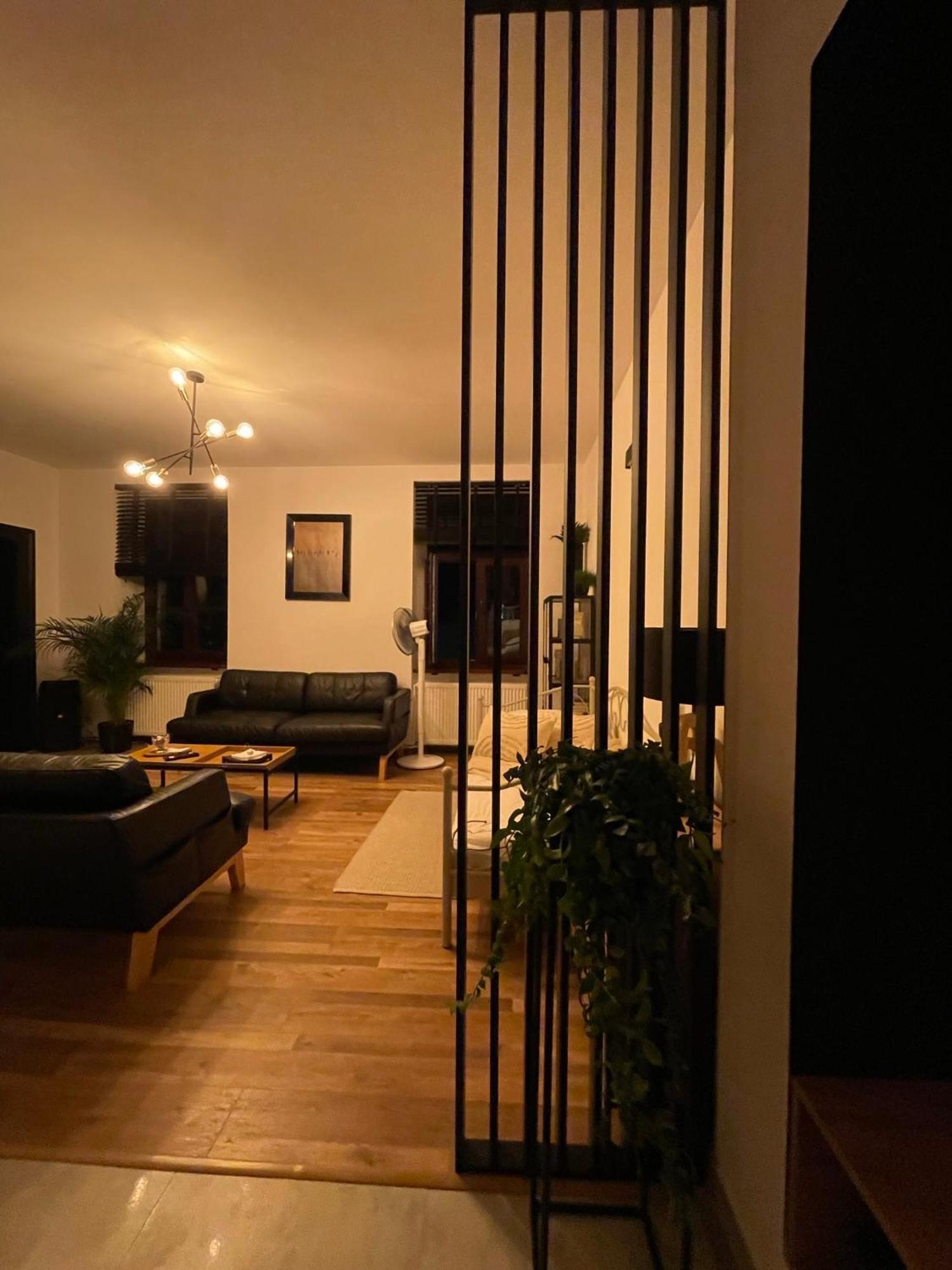 Apartamenty Luczkowskiego Z Widokiem Na Studnie 2 Chelm Ngoại thất bức ảnh