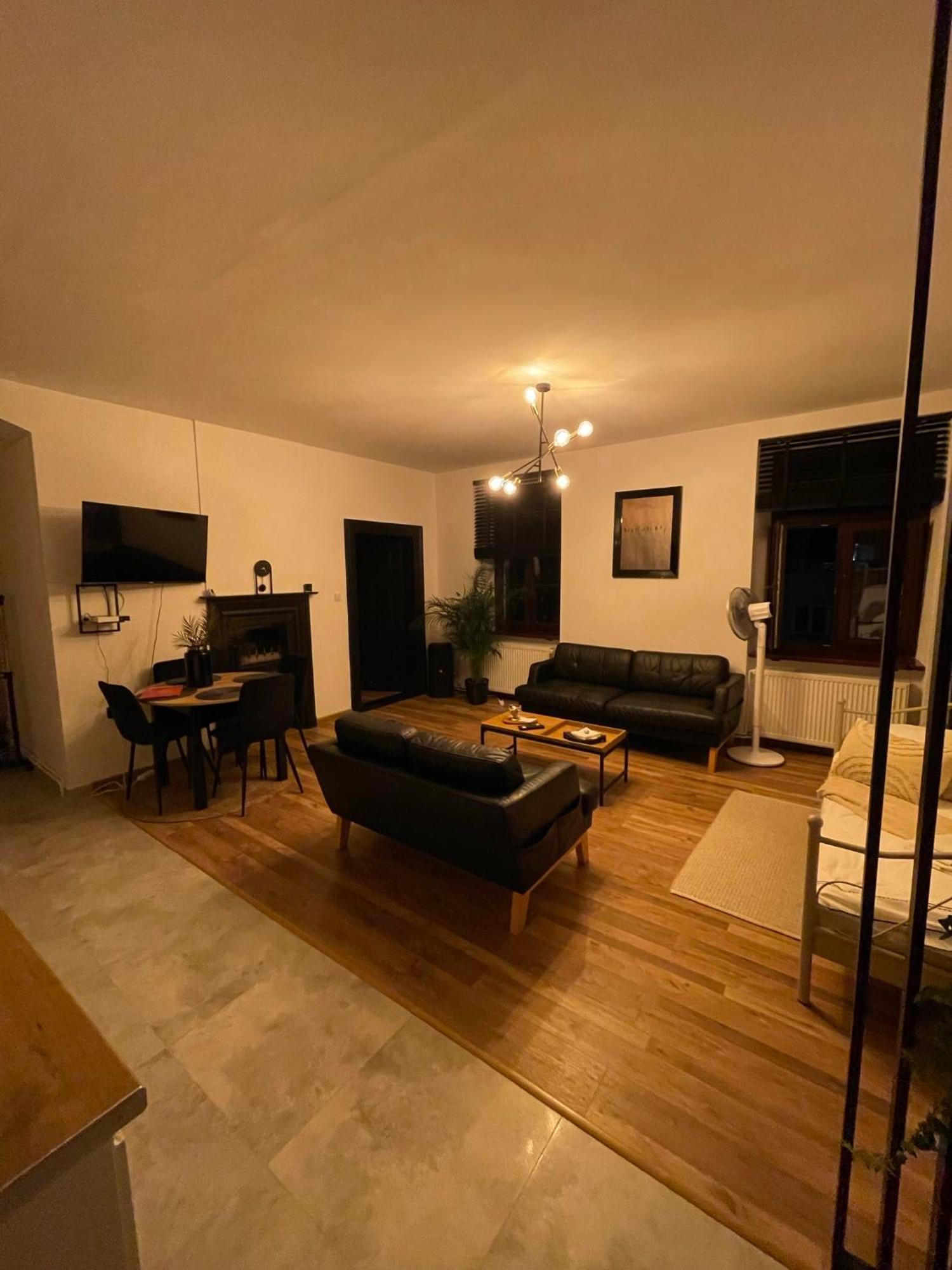 Apartamenty Luczkowskiego Z Widokiem Na Studnie 2 Chelm Ngoại thất bức ảnh